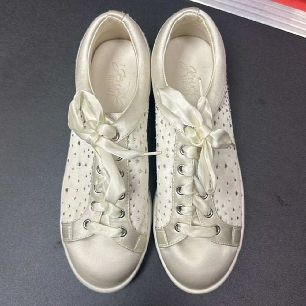 Badgley Mischka ivory satin diamond studded bridal sneaker size 8.5 M